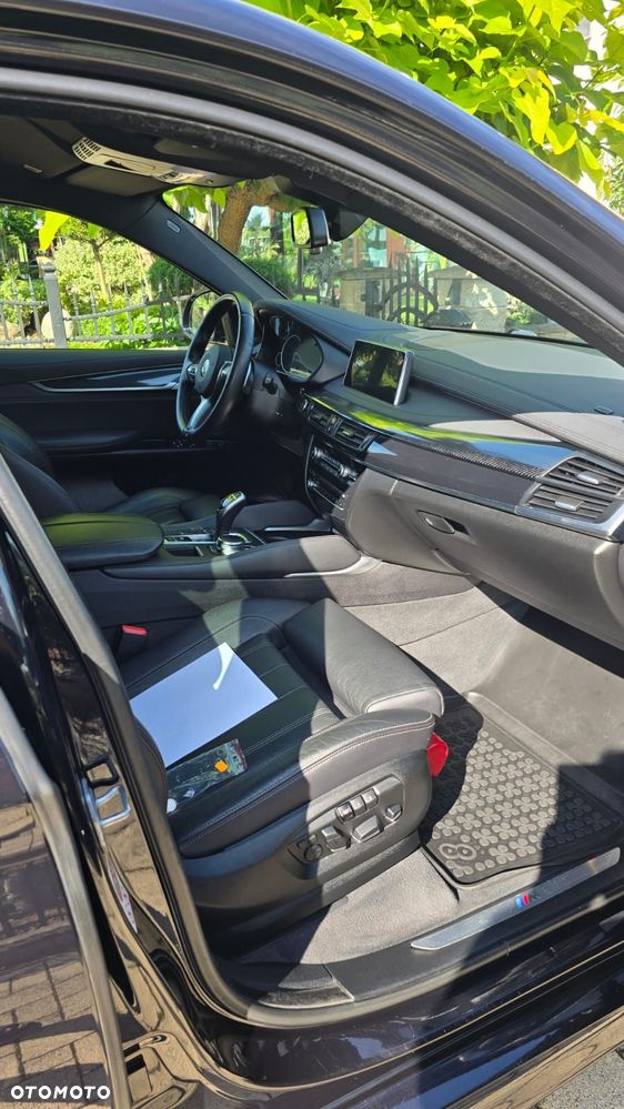 BMW X6 xDrive40d - 13