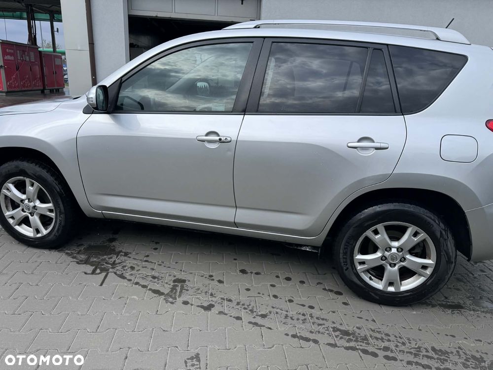 Toyota RAV4 2.2 D-4D Sol Platinium NAVI - 4