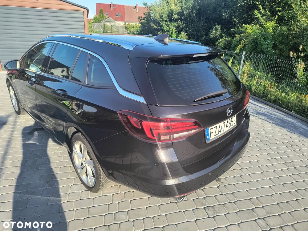 Opel Astra 1.6 CDTI Elite S&S - 9