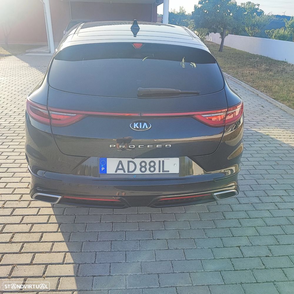 Kia ProCeed - 5