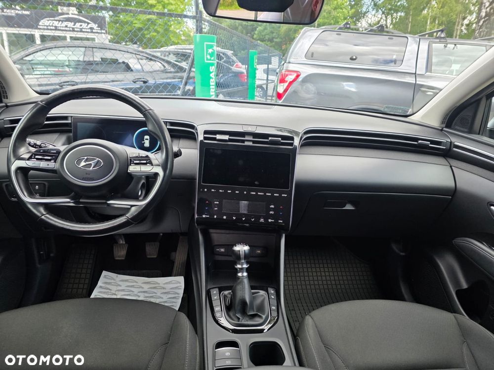 Hyundai Tucson 1.6 T-GDi Smart 2WD - 16