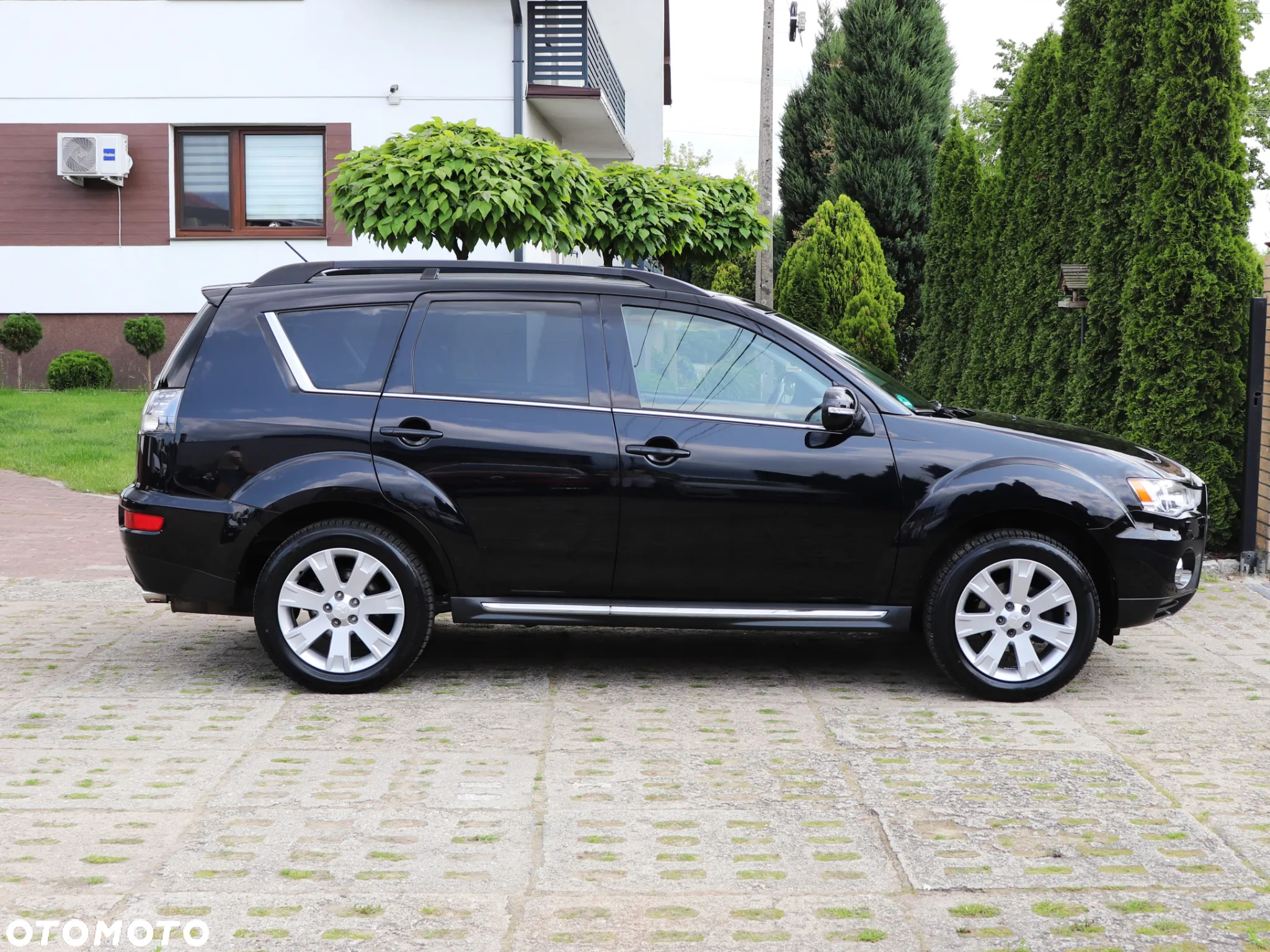 Mitsubishi Outlander 2.0 Intense 2WD - 16