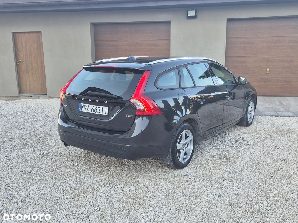 Volvo V60 D2 Drive-E Momentum - 5