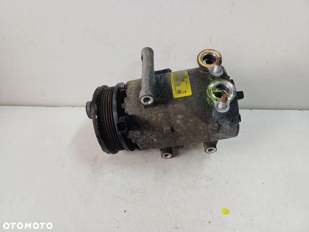 sprezarka klimatyzacji land rover freelander II 2.2TD4 06-11R - 1