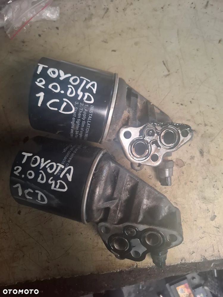TOTOTA AVENSIS T25 RAV 4 2,0 D4D podstaw filtra oleju
