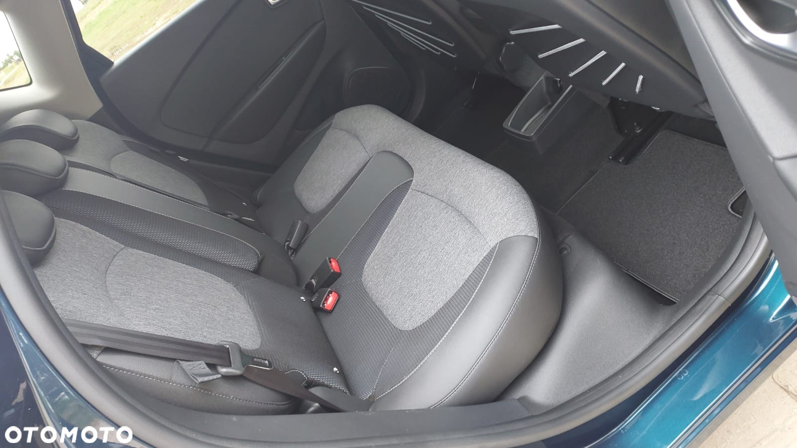 Renault Captur (ENERGY) TCe 90 INTENS - 19