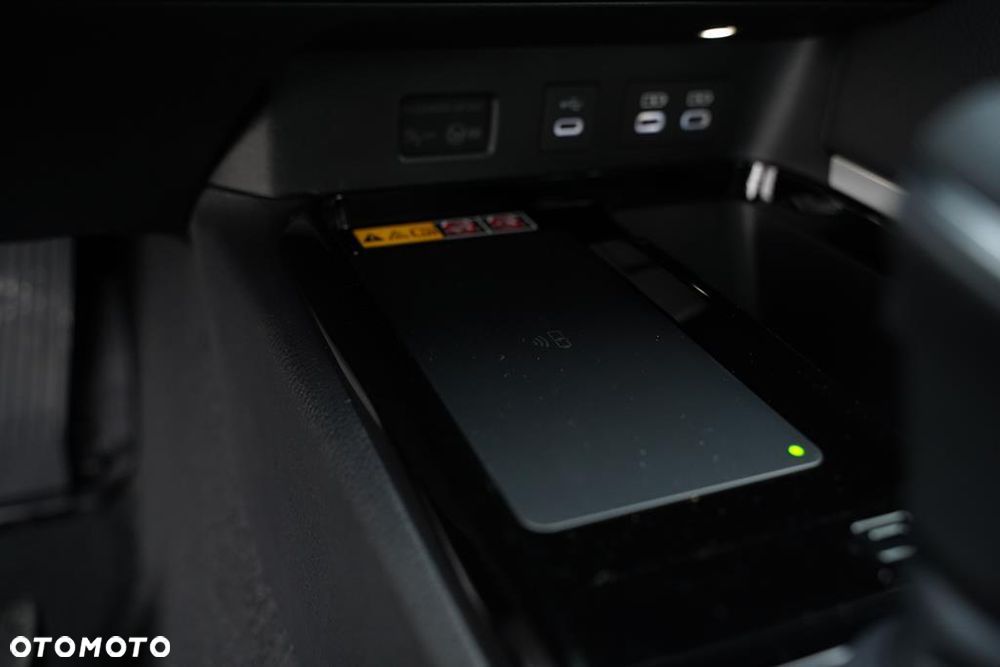 Toyota Camry 2.5 Hybrid Dynamic Force Executive e-CVT - 22