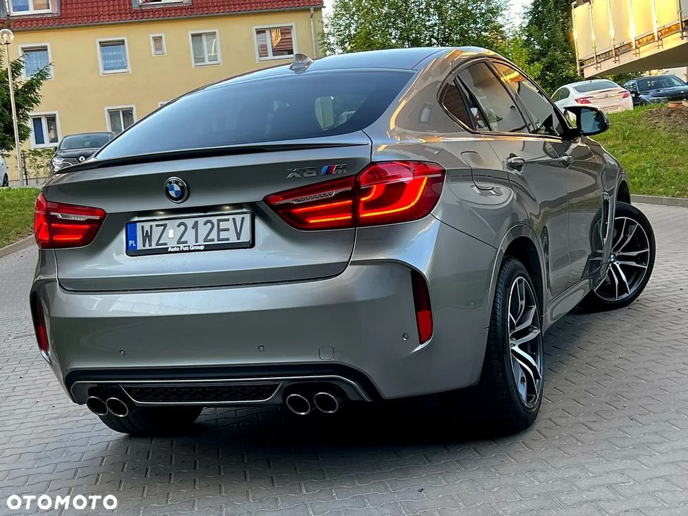 BMW X6M - 24