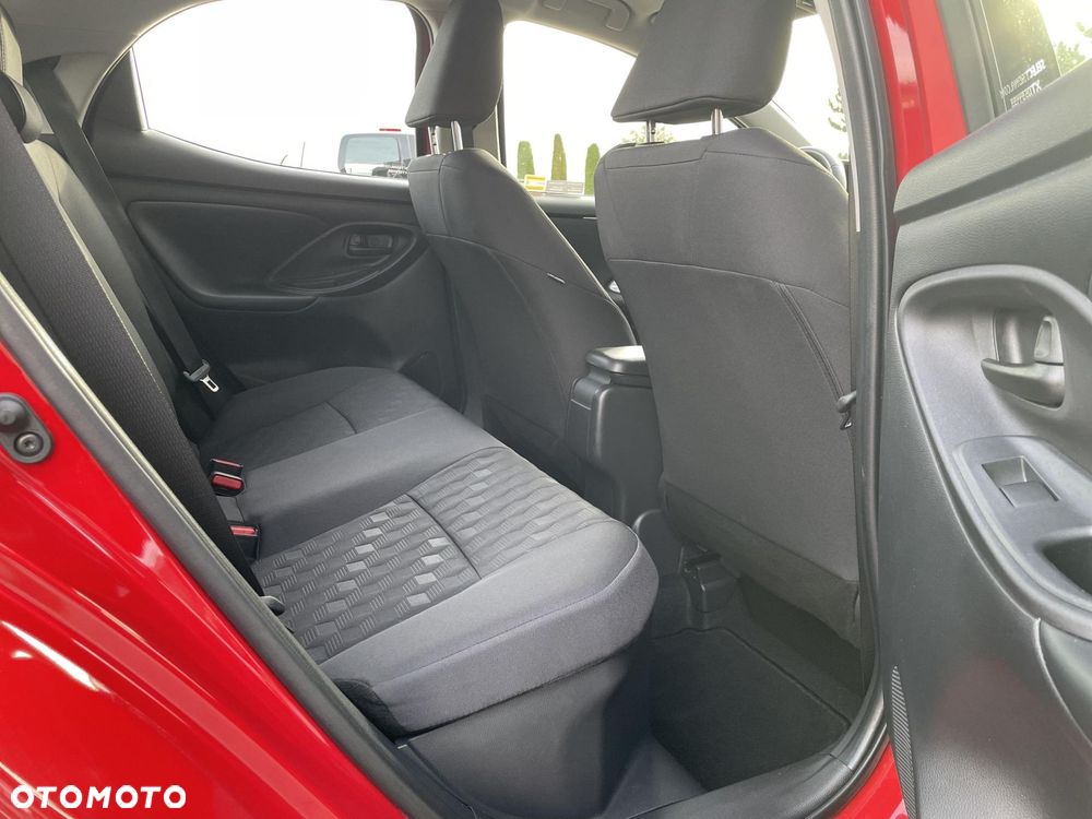 Toyota Yaris - 11