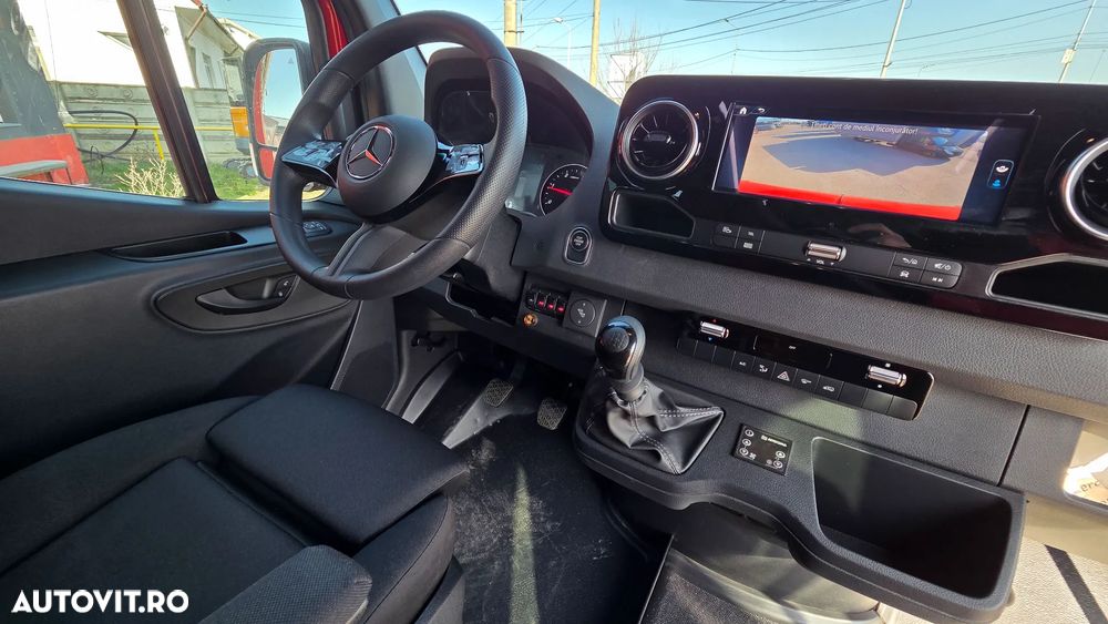 Mercedes-Benz SPRINTER - 9