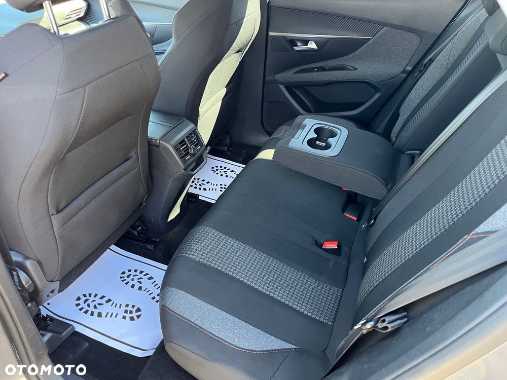 Peugeot 3008 BlueHDi 120 Stop & Start Allure - 24