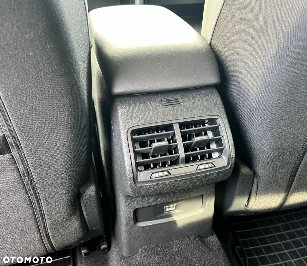 Citroën C4 1.2 mHEV Max eDCT6 - 29
