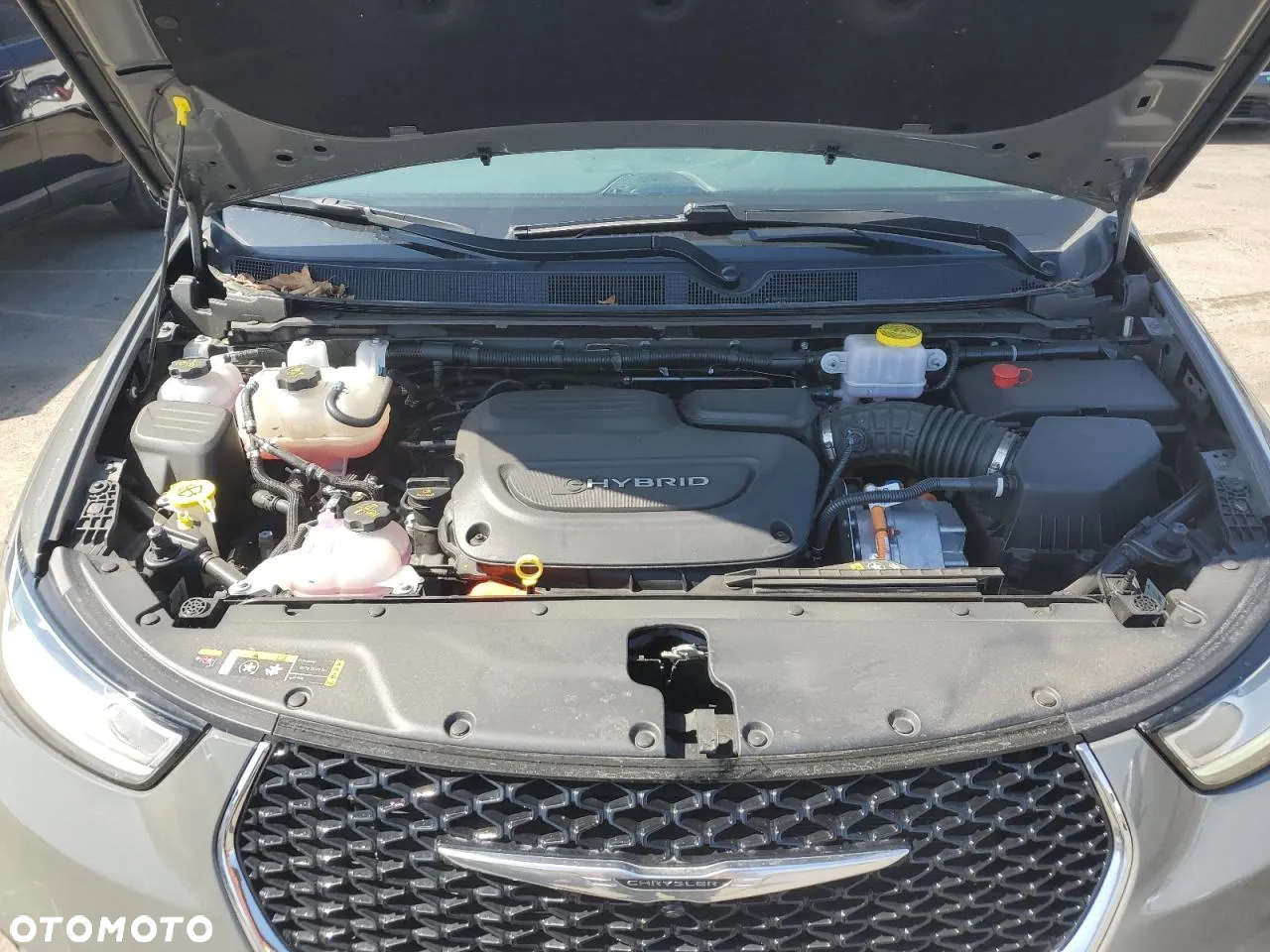 Chrysler Pacifica - 10