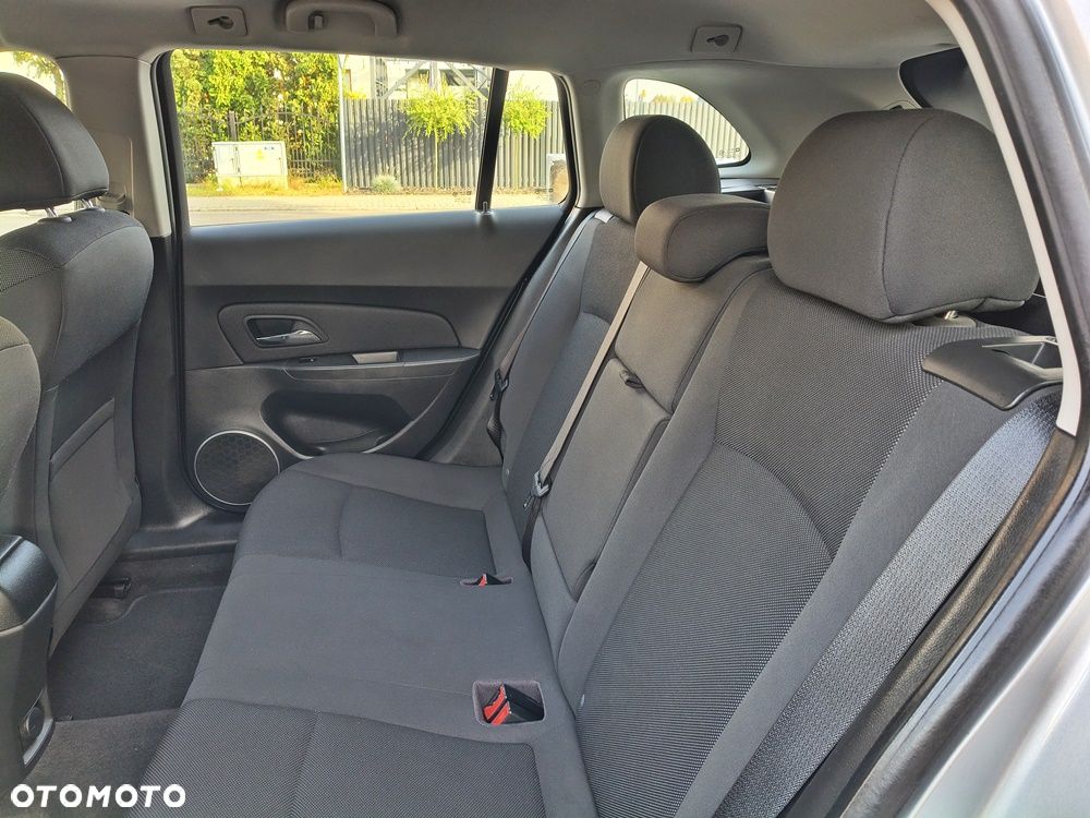 Chevrolet Cruze 1.6 LT - 25