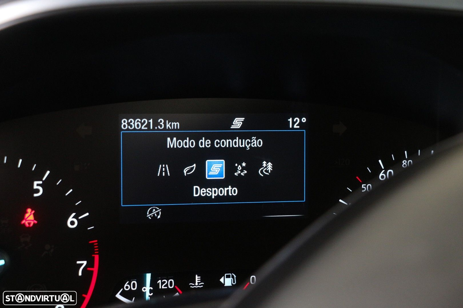 Ford Focus 1.0 EcoBoost MHEV Active - 32