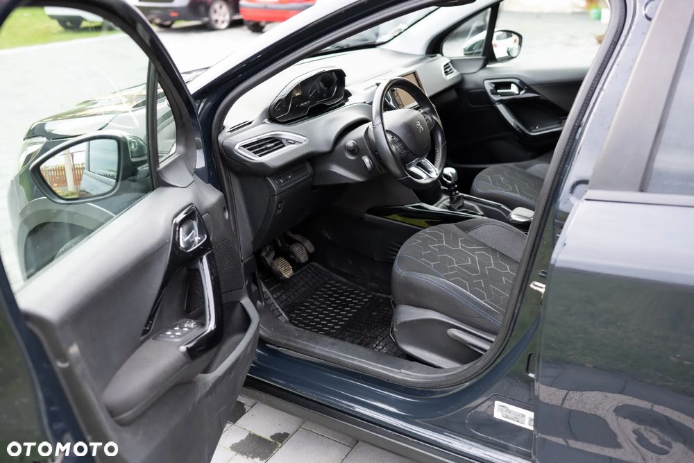 Peugeot 2008 - 18