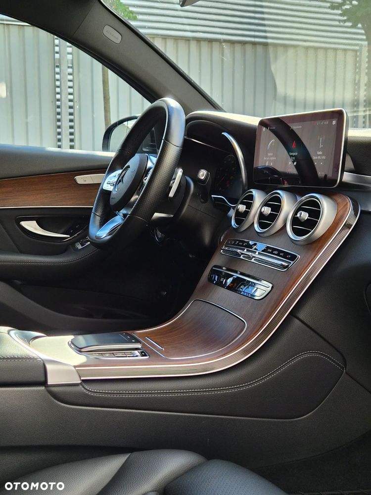 Mercedes-Benz GLC - 13