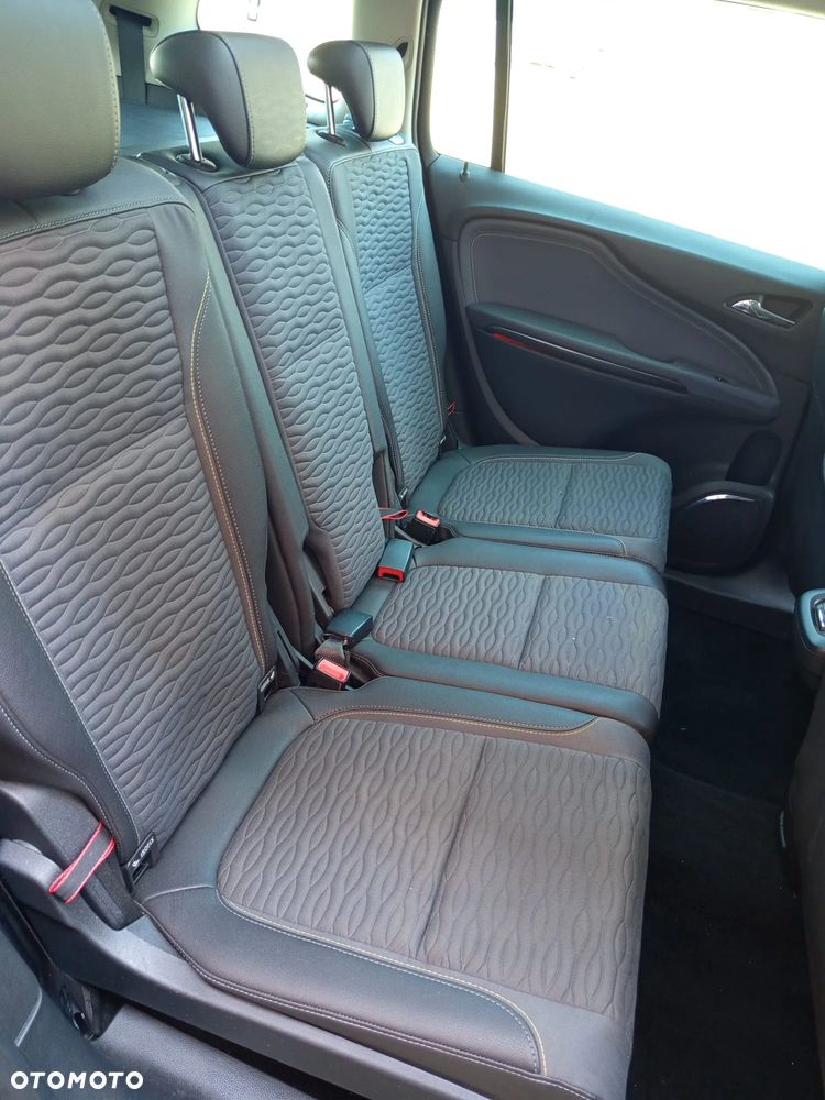 Opel Zafira - 20