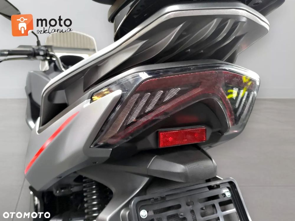 QJMOTOR MTX 125 - 28