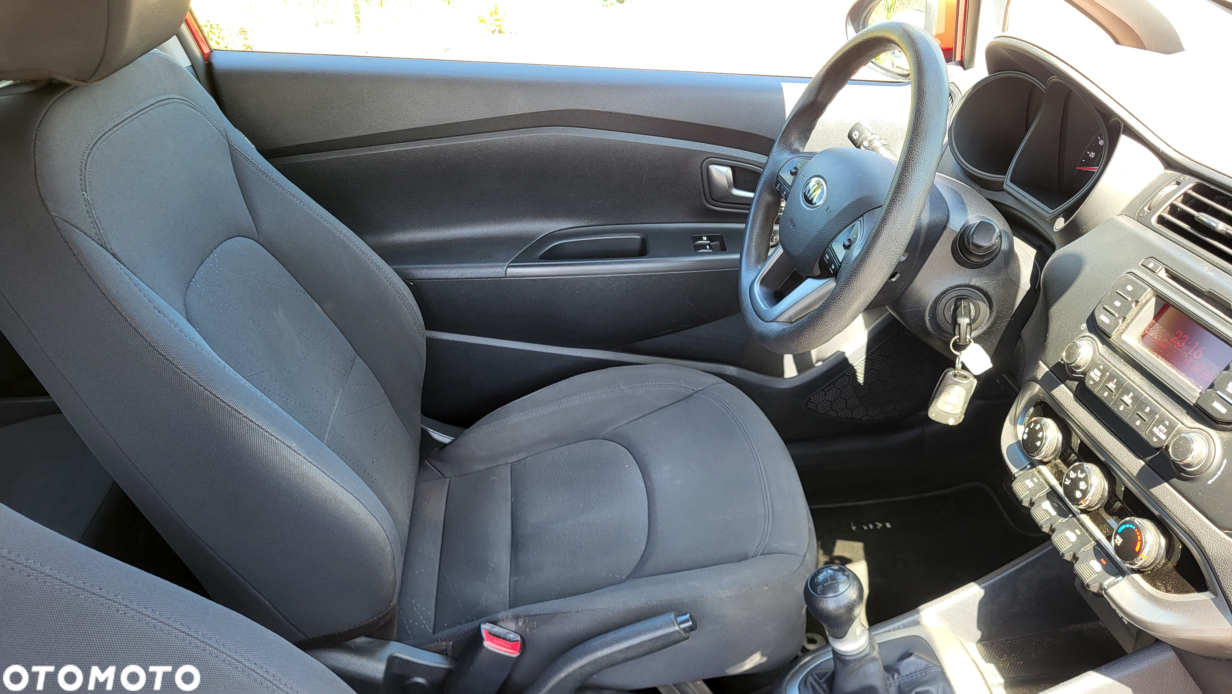 Kia Rio 1.2 Dream Team Edition - 7