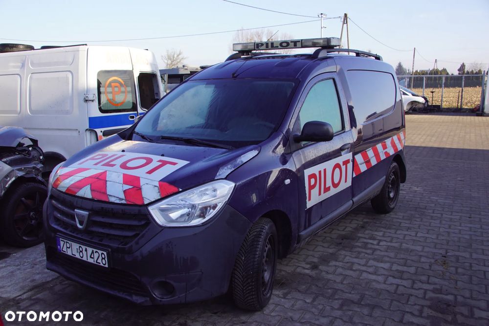 Auto na części - Dacia Dokker 1.5 DCI 75 KM K9K612 JR5341 OVD42 2016R Silnik Skrzynia Drzwi Maska Błotnik Zderzak Lampa Lusterko Klamka Deska Kokpit Sterownik Moduł Czujnik Licznik Panel Kierownica - 1