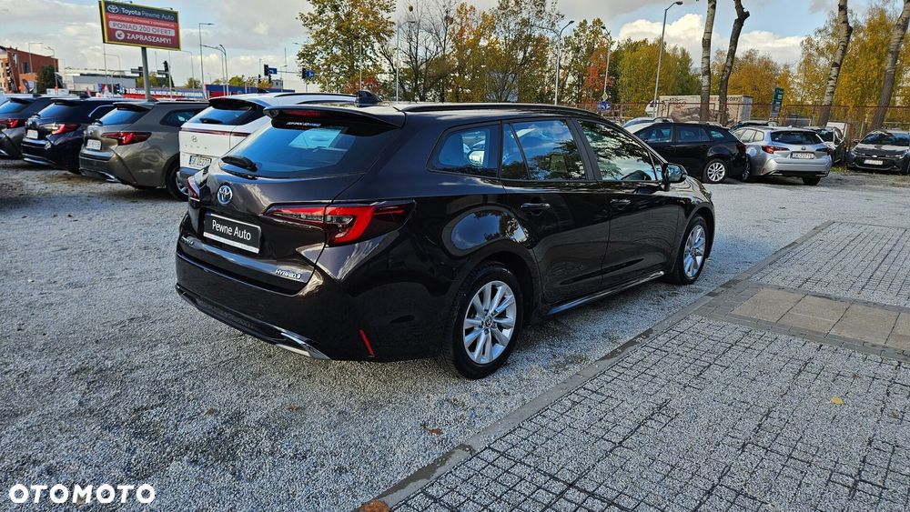 Toyota Corolla 1.8 Hybrid Comfort - 18
