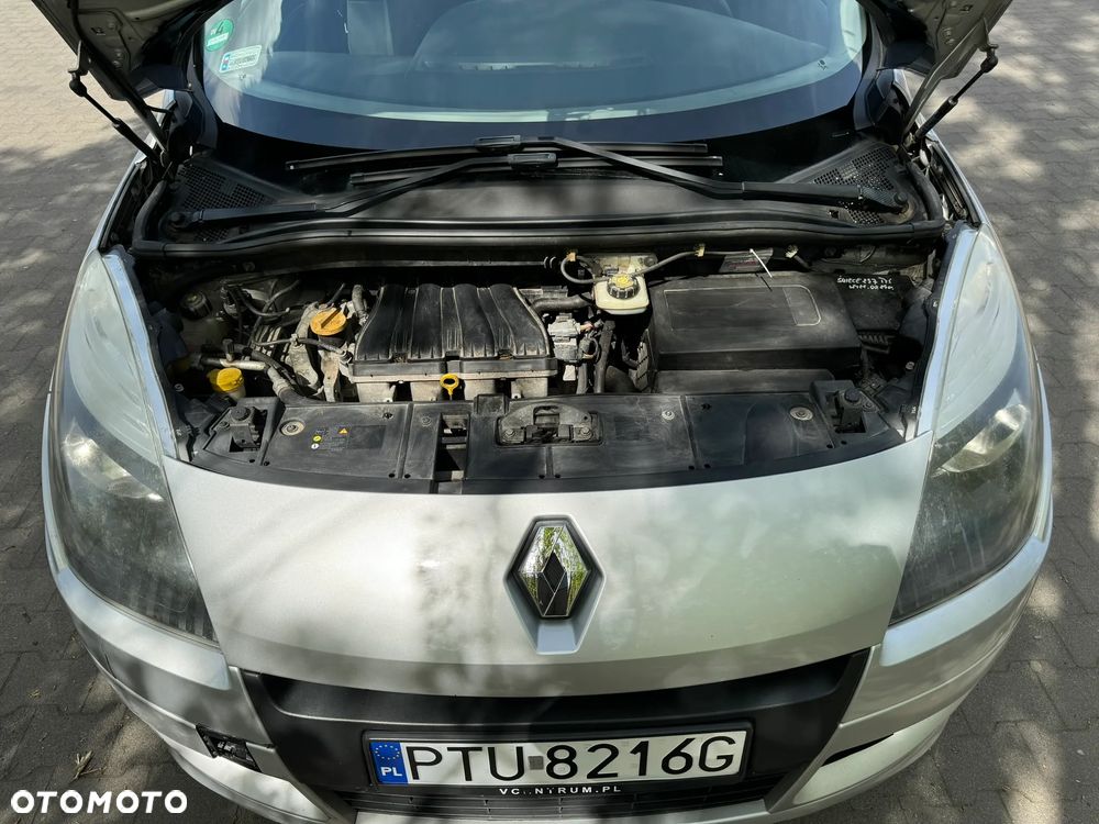 Renault Scenic - 11