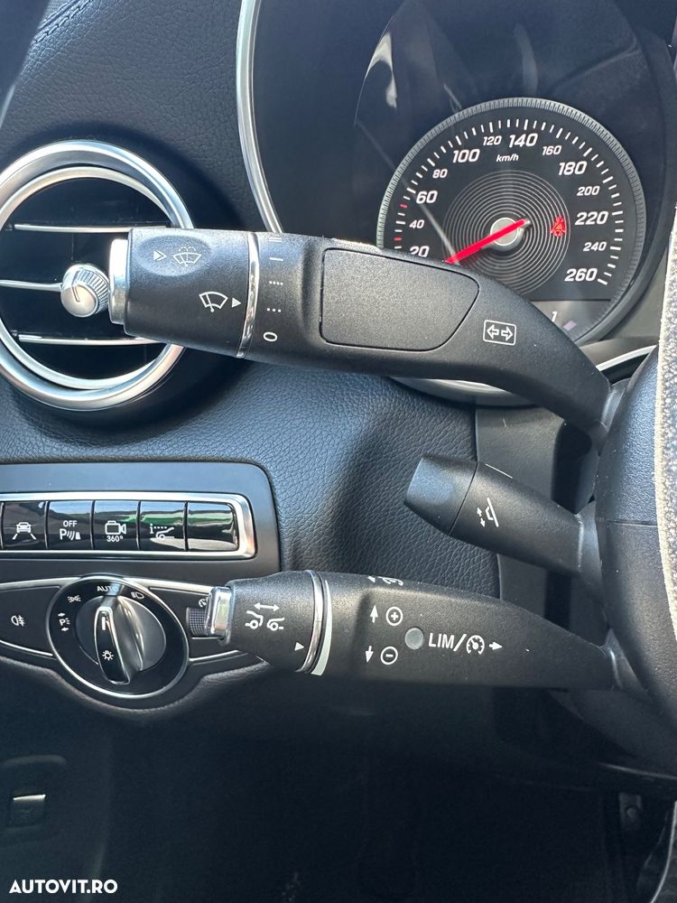 Mercedes-Benz GLC Coupe 220 d 4Matic 9G-TRONIC AMG Line - 15