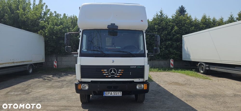 Mercedes-Benz 1317 - 2