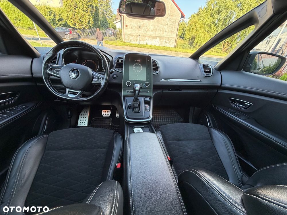 Renault Grand Scenic TCe 140 GPF EDC BLACK EDITION - 16