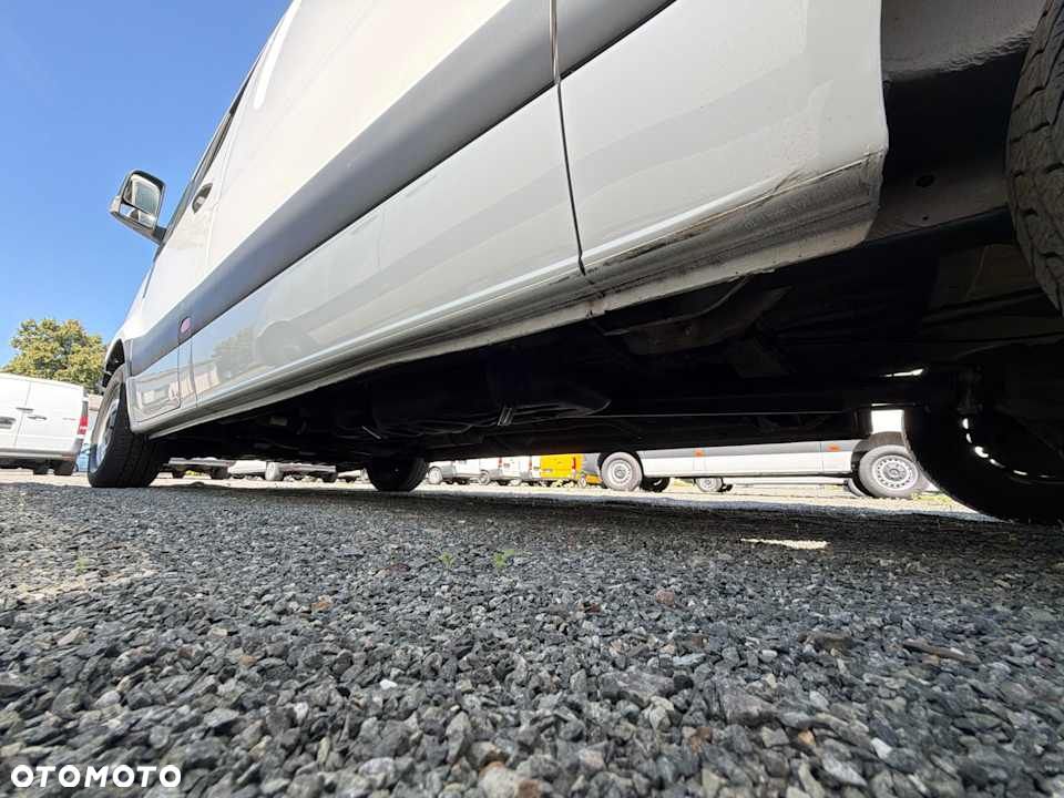 Mercedes-Benz Sprinter 317 - 32
