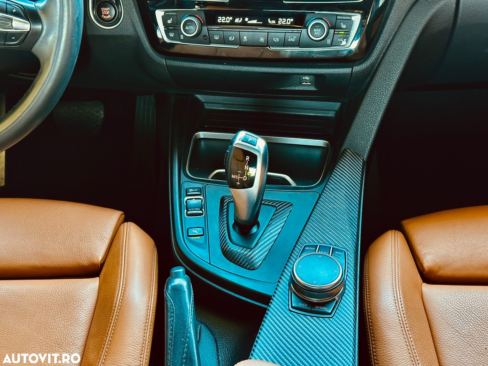 BMW Seria 3 318i Aut. M Sport - 29