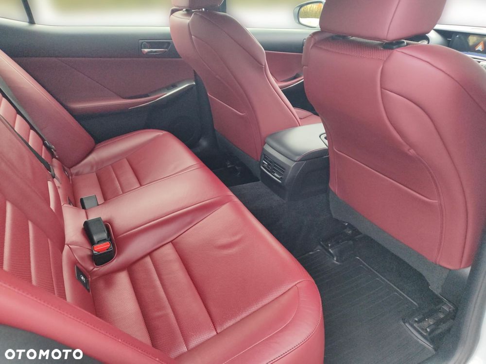 Lexus IS 250 F Sport - 23