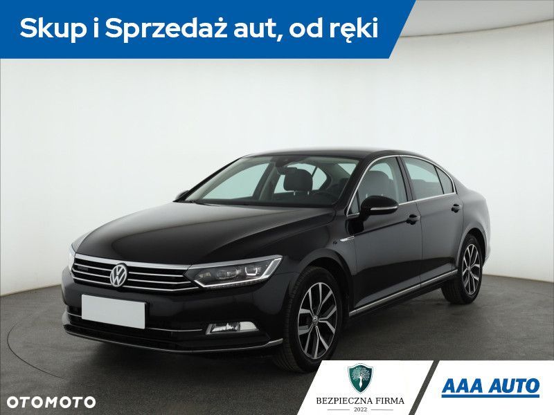 Volkswagen Passat - 3