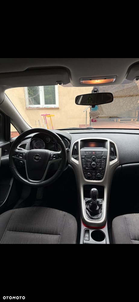 Opel Astra 1.4 Turbo - 8