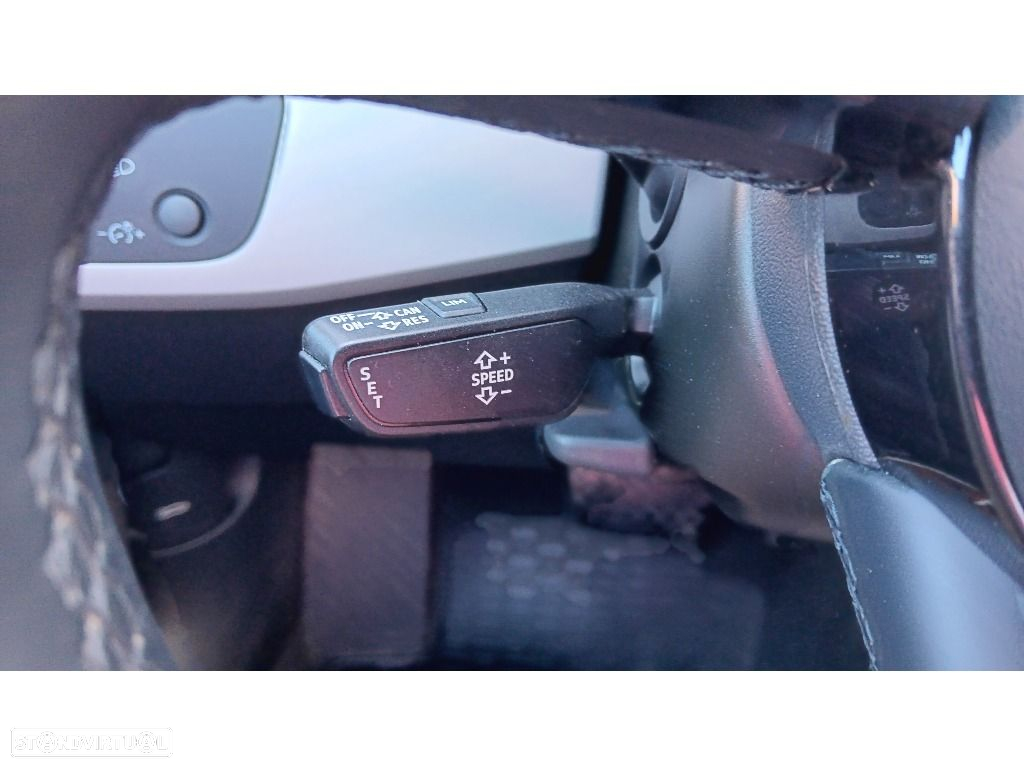 Audi A4 Avant 30 TDI S tronic - 12