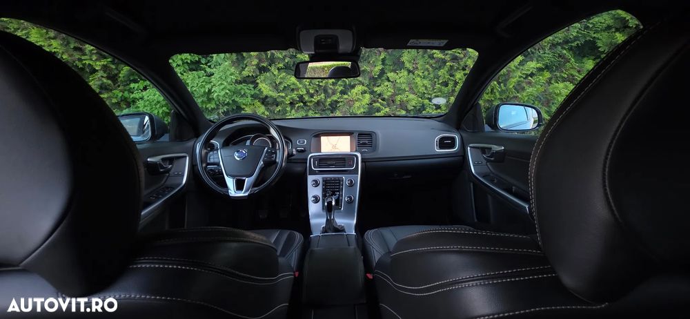 Volvo V60 D2 Momentum - 7
