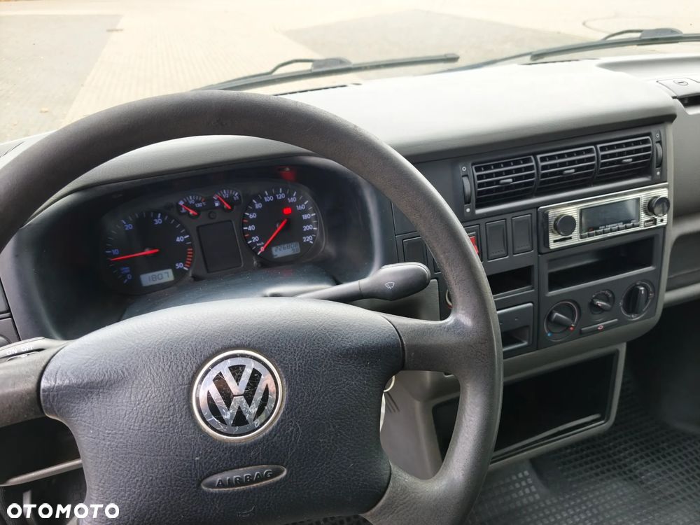 Volkswagen Transporter - 6
