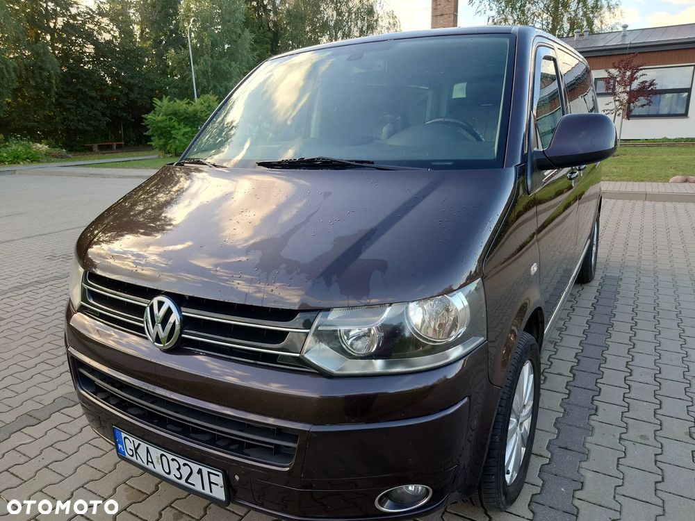 Volkswagen Multivan - 2