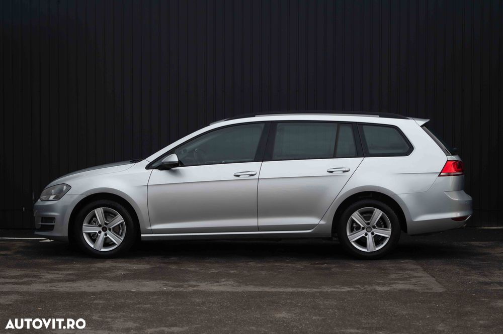 Volkswagen Golf 2.0 TDI DPF BMT Comfortline - 9