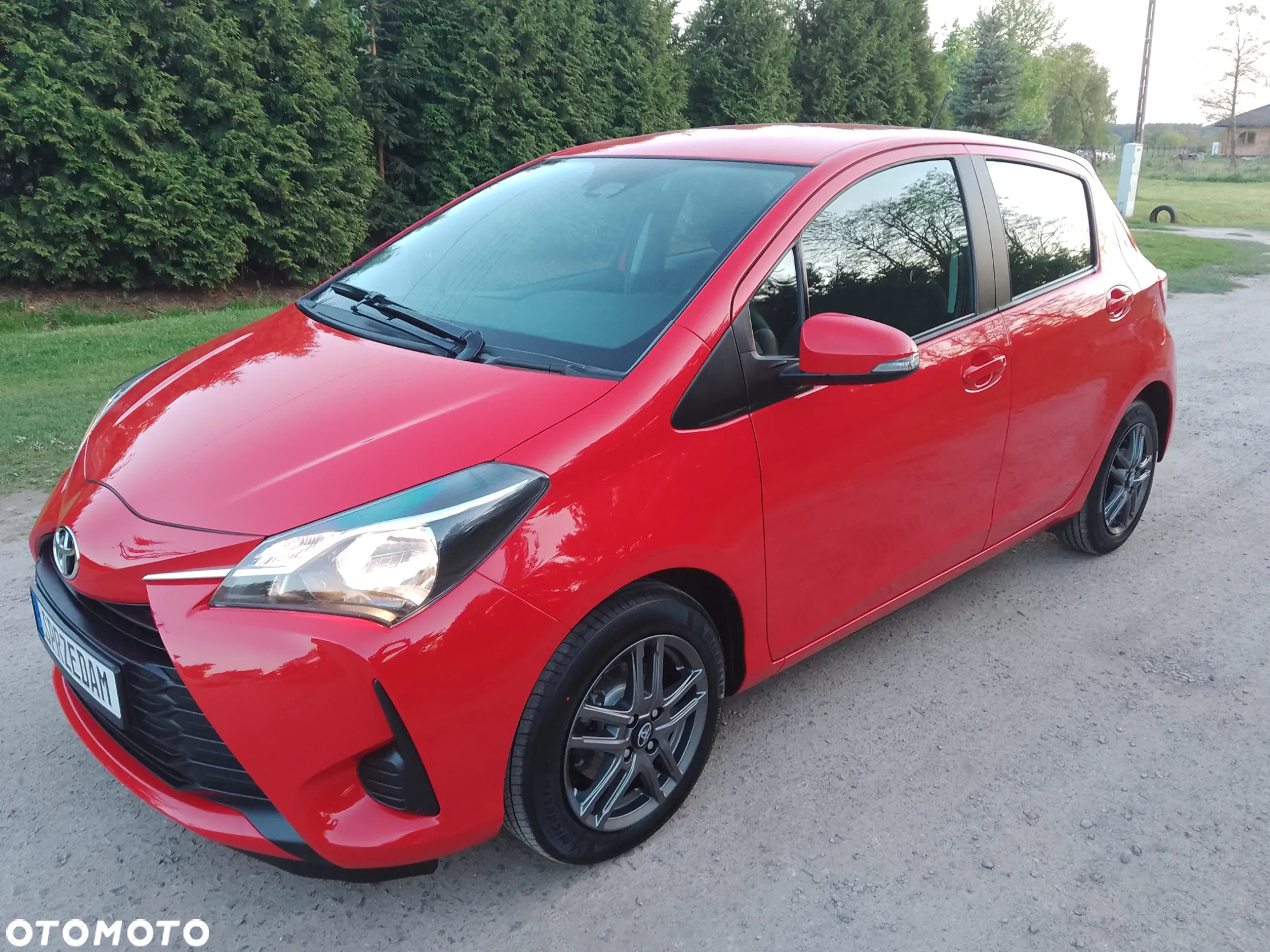 Toyota Yaris 1.0 Premium - 10