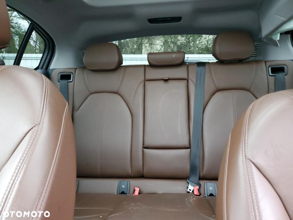 Alfa Romeo Stelvio 2.0 Turbo 16V AT8-Q4 Ti - 17