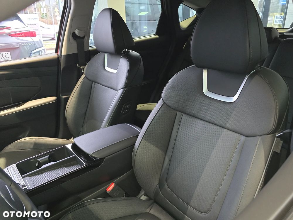 Hyundai Tucson 1.6 T-GDi HEV Executive 2WD - 9