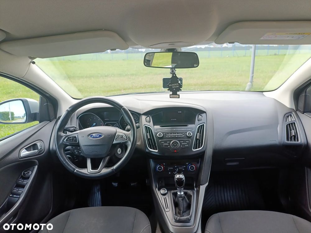 Ford Focus 1.5 TDCi Trend - 6