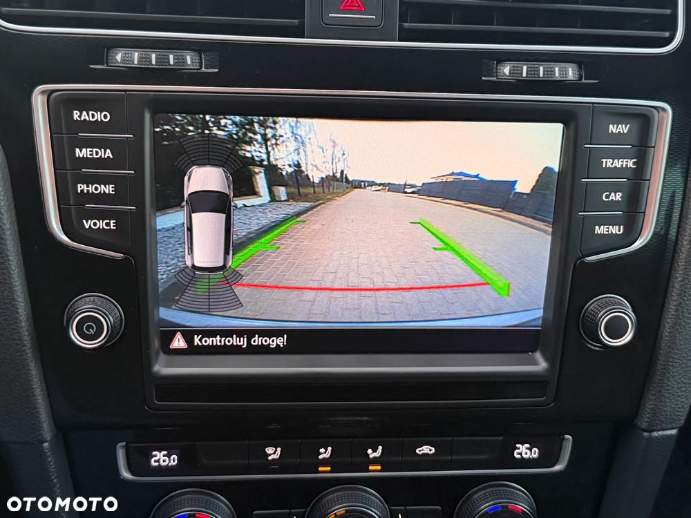 Volkswagen Golf - 14