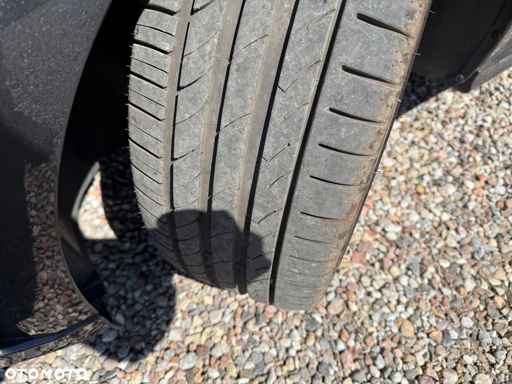 Audi A1 3-drzwiowe 1.4 TFSI S tronic S line edition m S line Sportpaket - 22