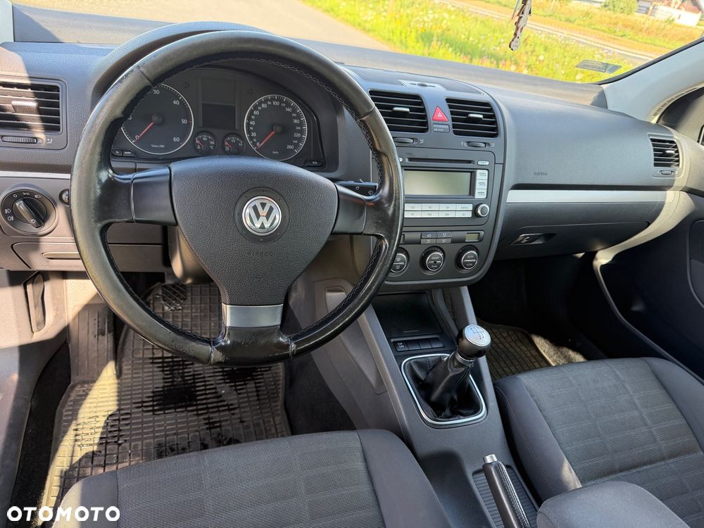 Volkswagen Golf 1.9 TDI Tour - 6