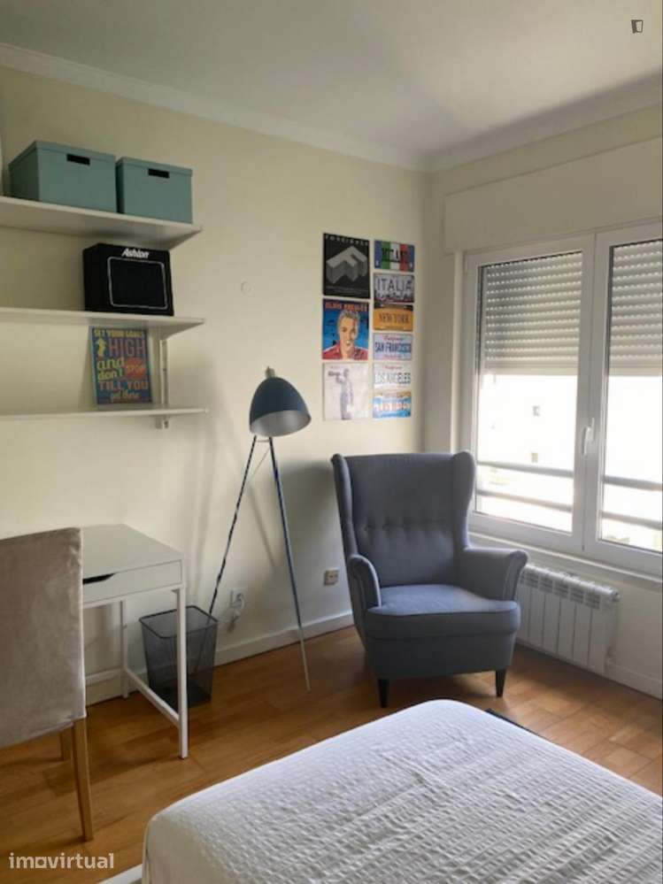 Quarto - localizado em Telheiras Lisbon - Grande imagem: 5/12