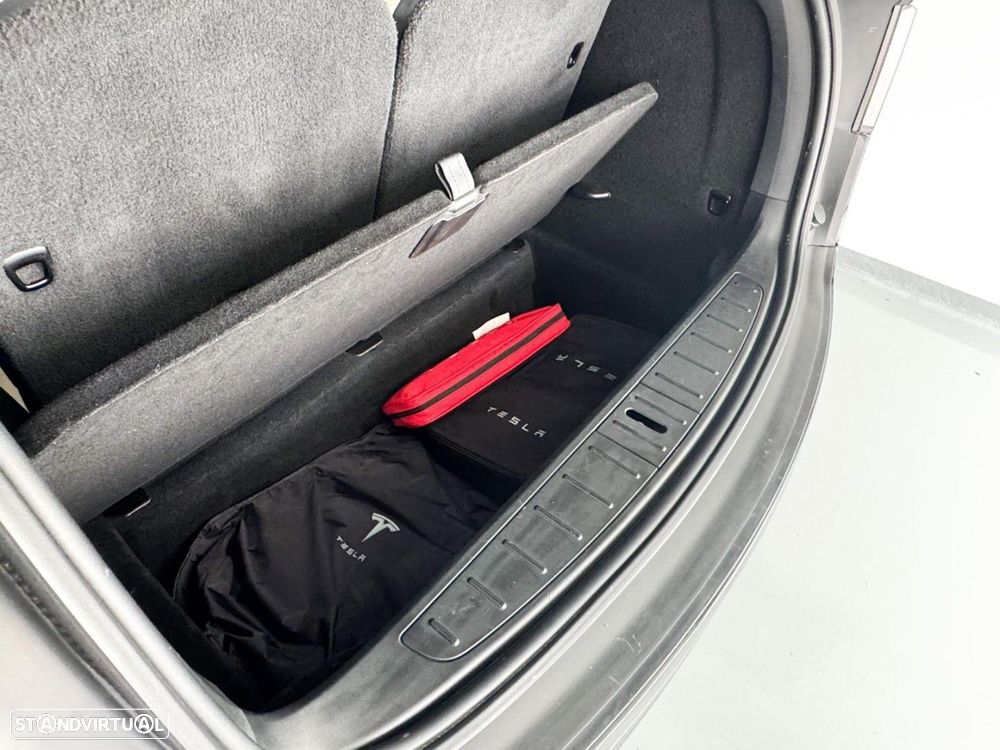 Tesla Model X 100 kWh Long Range AWD - 27