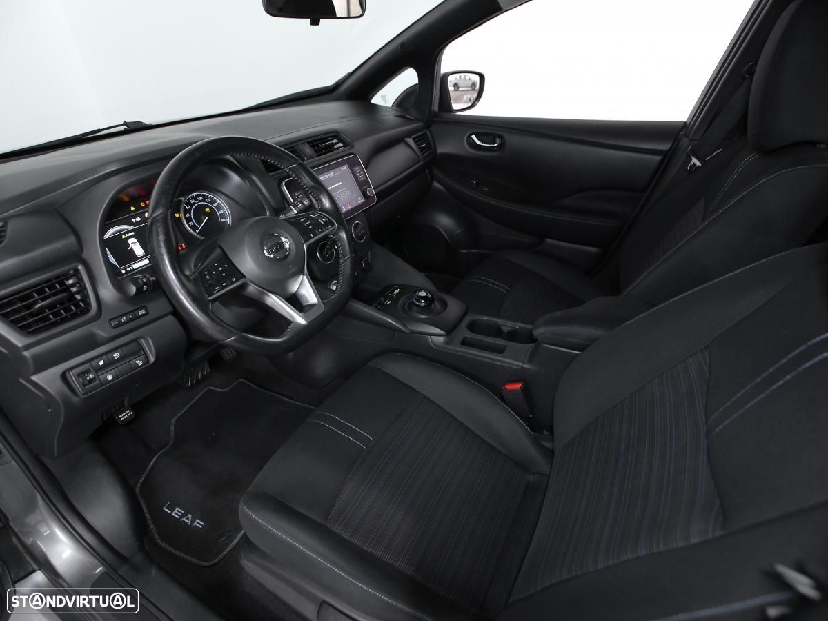 Nissan Leaf - 6